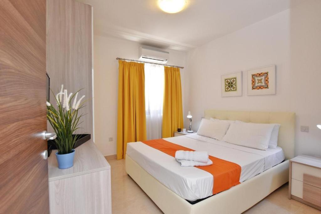 The Caves Apartments Saint Julian's Exterior photo